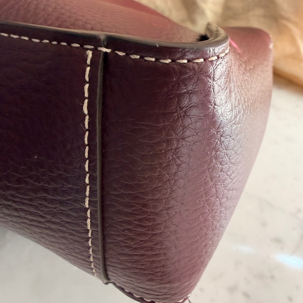 Stella McCartney Mini Logo-Embellished Crossbody Bag in a burgundy - Picture 7 of 10